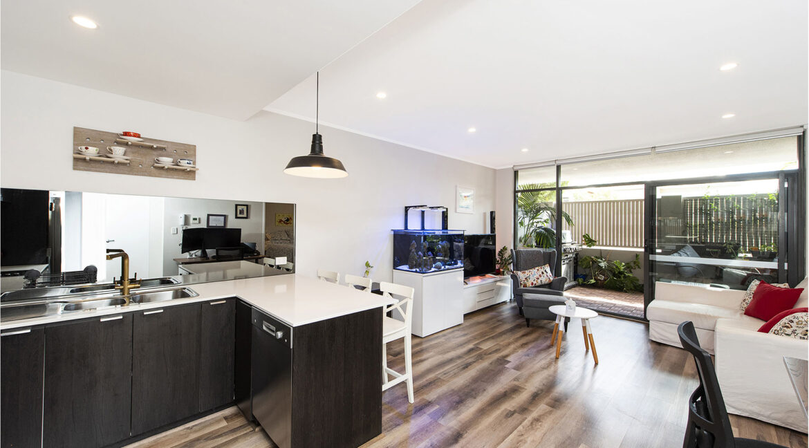 4-484 Fitzgerald St North Perth (11)