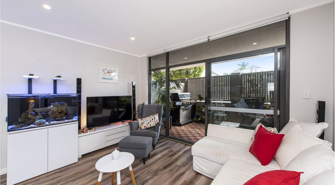 4-484 Fitzgerald St North Perth (12)