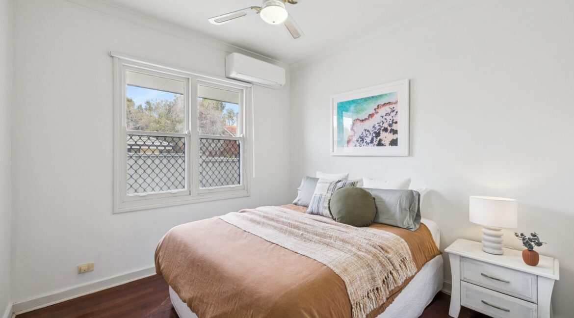 127 Devenish St E Vic Park (14)
