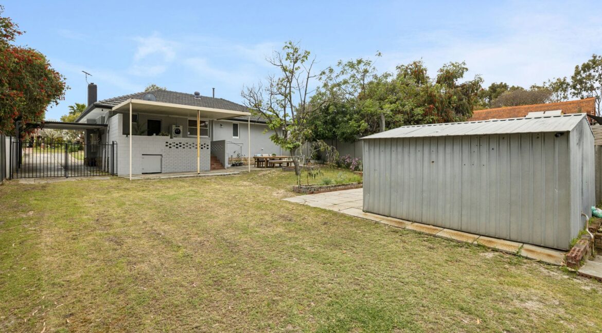 127 Devenish St E Vic Park (23)