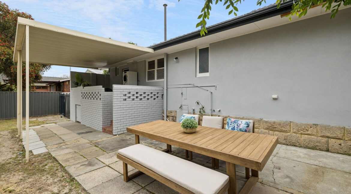 127 Devenish St E Vic Park (24)