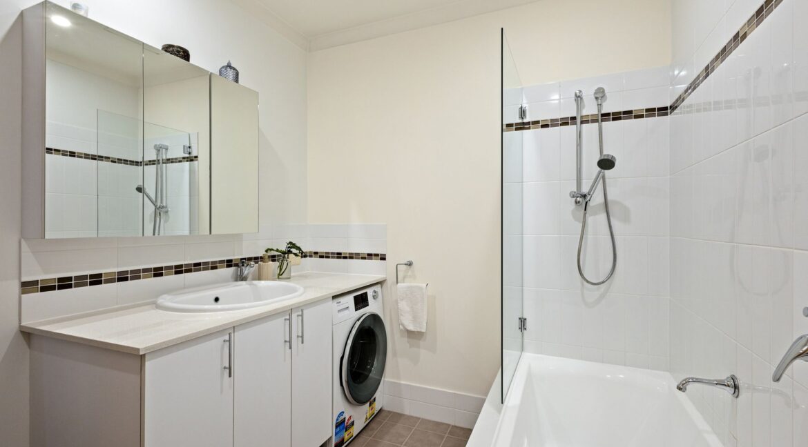 704-48 Outram Street West Perth (17)