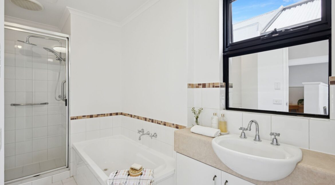 59 Rowland St Subiaco (13)