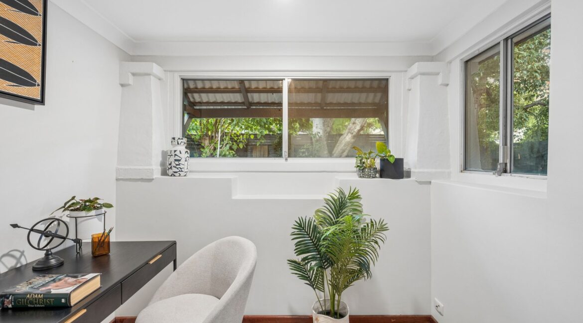 28 Loch Street NEDLANDS (18)