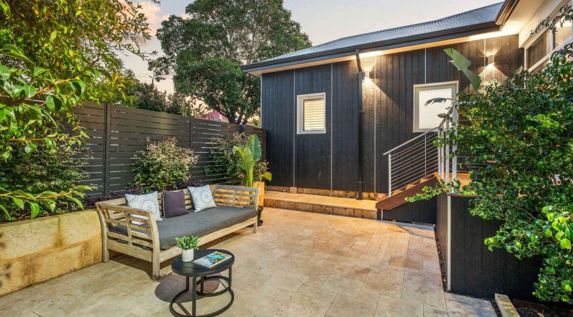 28 Loch Street NEDLANDS (25)