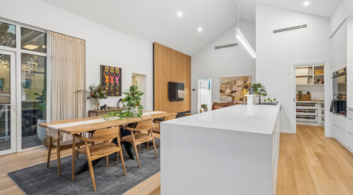 28 Loch Street NEDLANDS (7)